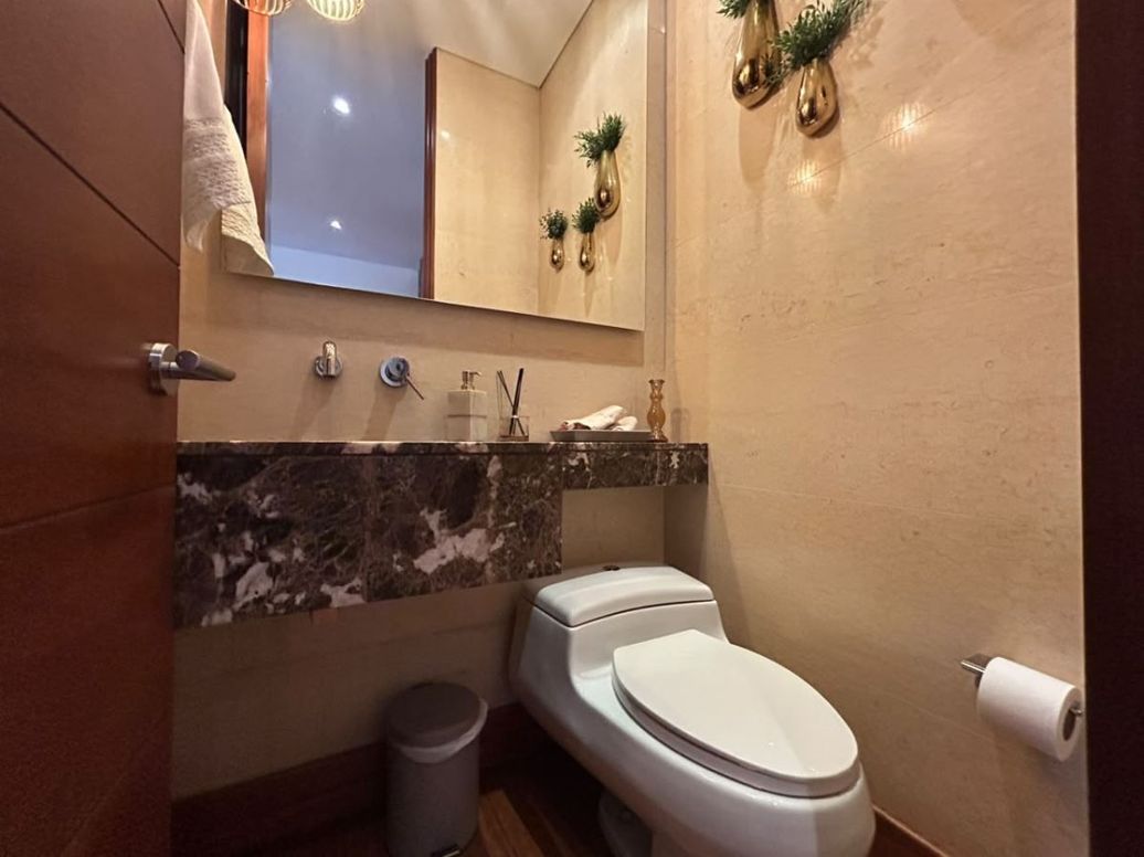 Apartamento de 3 alcobas en arriendo en La Cabrera, Bogotá, 248 m² · foto 11 de 20