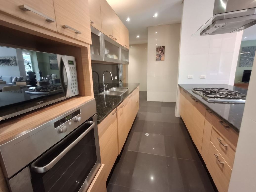 Apartamento de 3 alcobas en arriendo en La Cabrera, Bogotá, 248 m² · foto 9 de 20