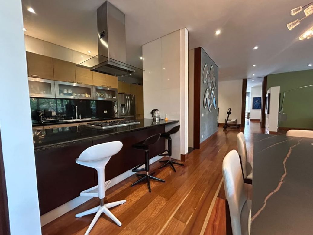 Apartamento de 3 alcobas en arriendo en La Cabrera, Bogotá, 248 m² · foto 7 de 20