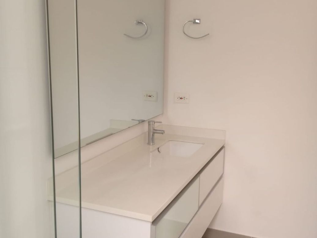 Apartamento de 1 alcoba en arriendo en Bosque Calderón, Bogotá, 52 m² · foto 2 de 11