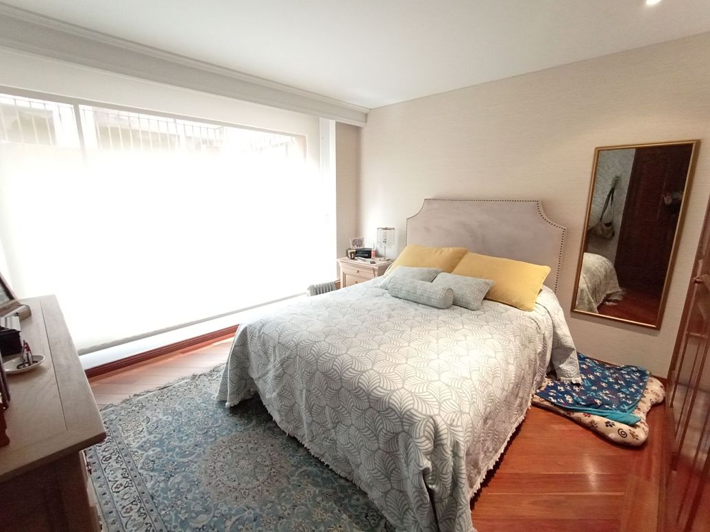 Apartamento de 3 alcobas en venta en Santa Bibiana, Bogotá, 218 m² · foto 19 de 20