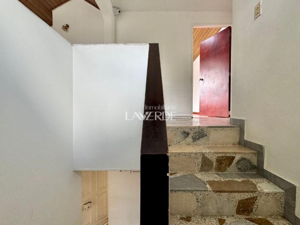 Casa de 4 alcobas en venta en Los Cedros, Bogotá, 250 m² · foto 17 de 20
