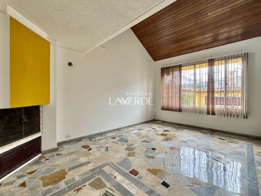 Casa de 4 alcobas en venta en Los Cedros, Bogotá, 250 m² · foto 5 de 20