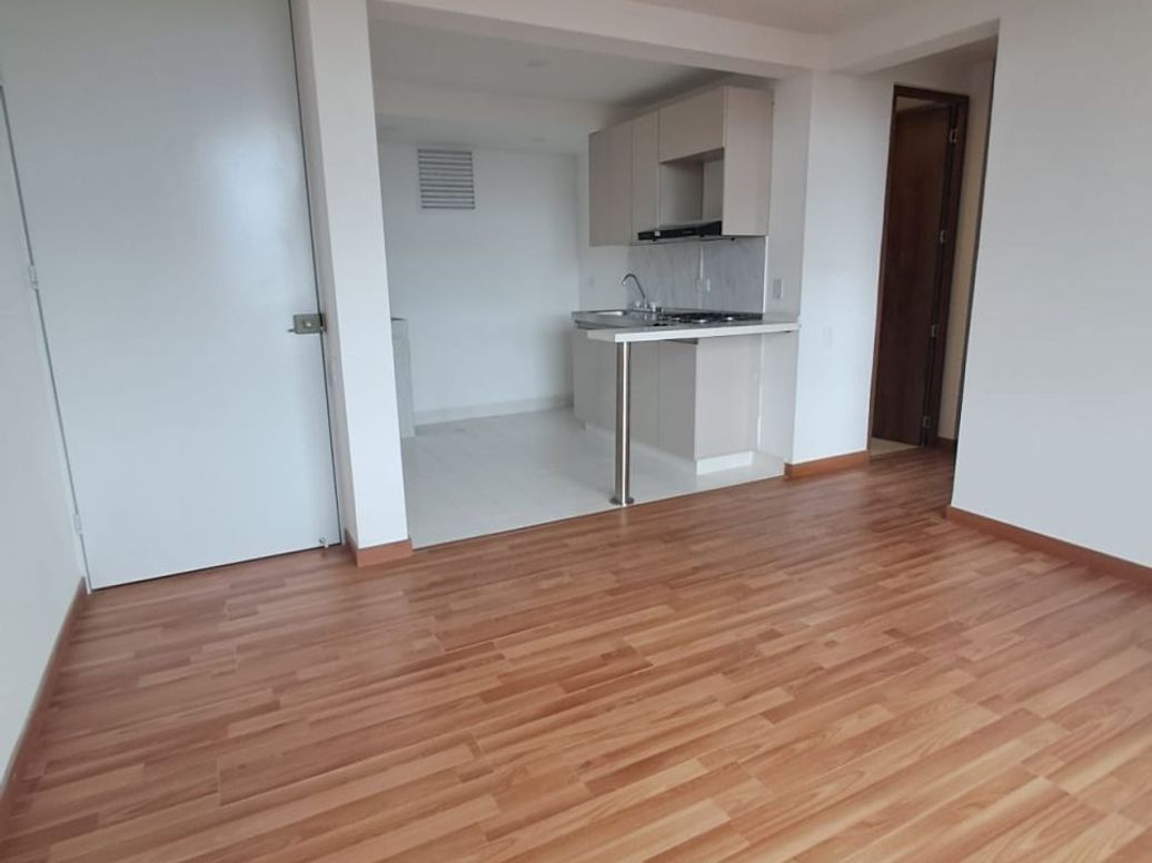 Apartamento de 2 alcobas en arriendo en Granjas De Techo, Bogotá, 45 m² · foto 3 de 15