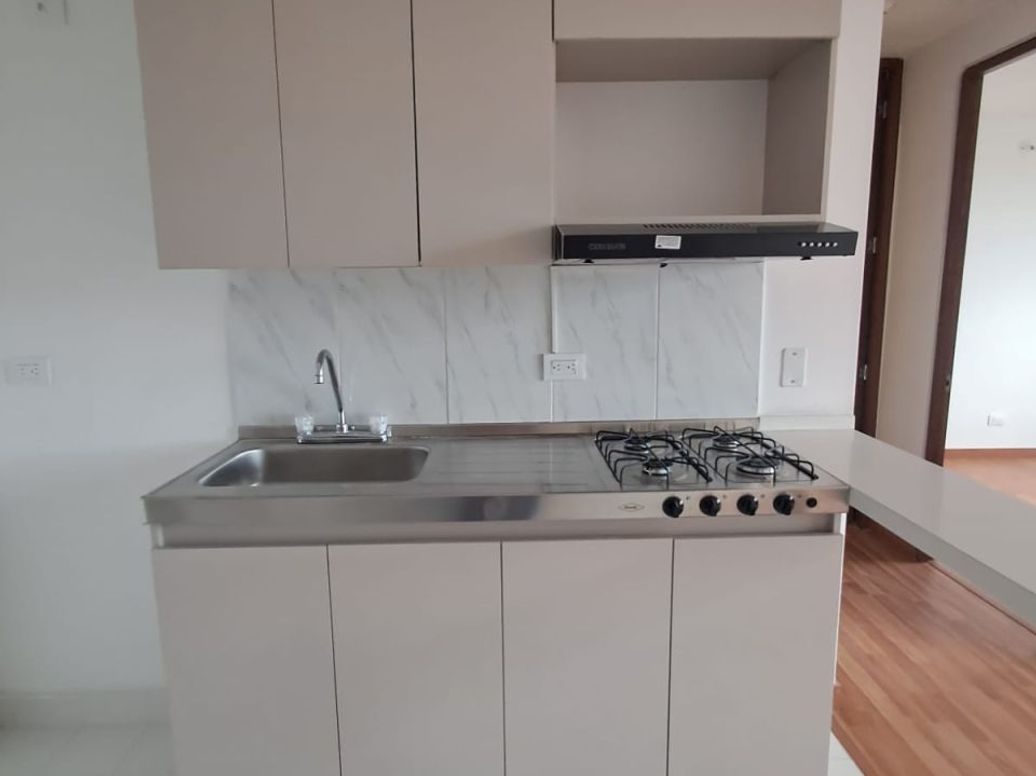 Apartamento de 2 alcobas en arriendo en Granjas De Techo, Bogotá, 45 m² · foto 4 de 15
