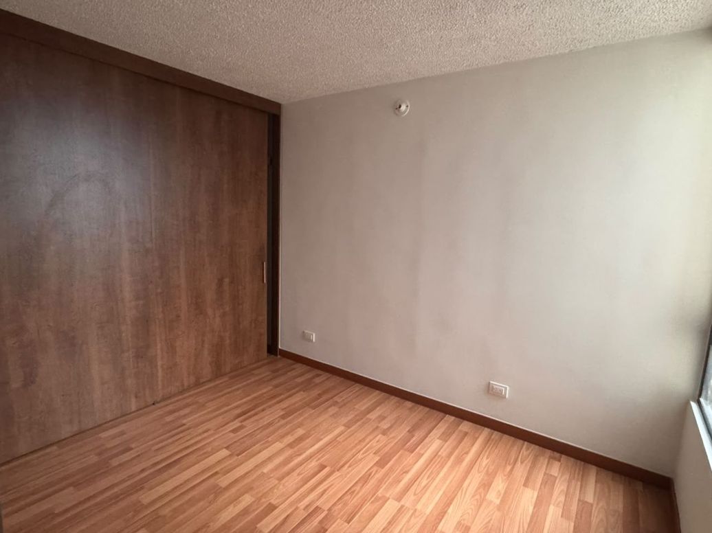 Apartamento de 2 alcobas en arriendo en Granjas De Techo, Bogotá, 45 m² · foto 7 de 15