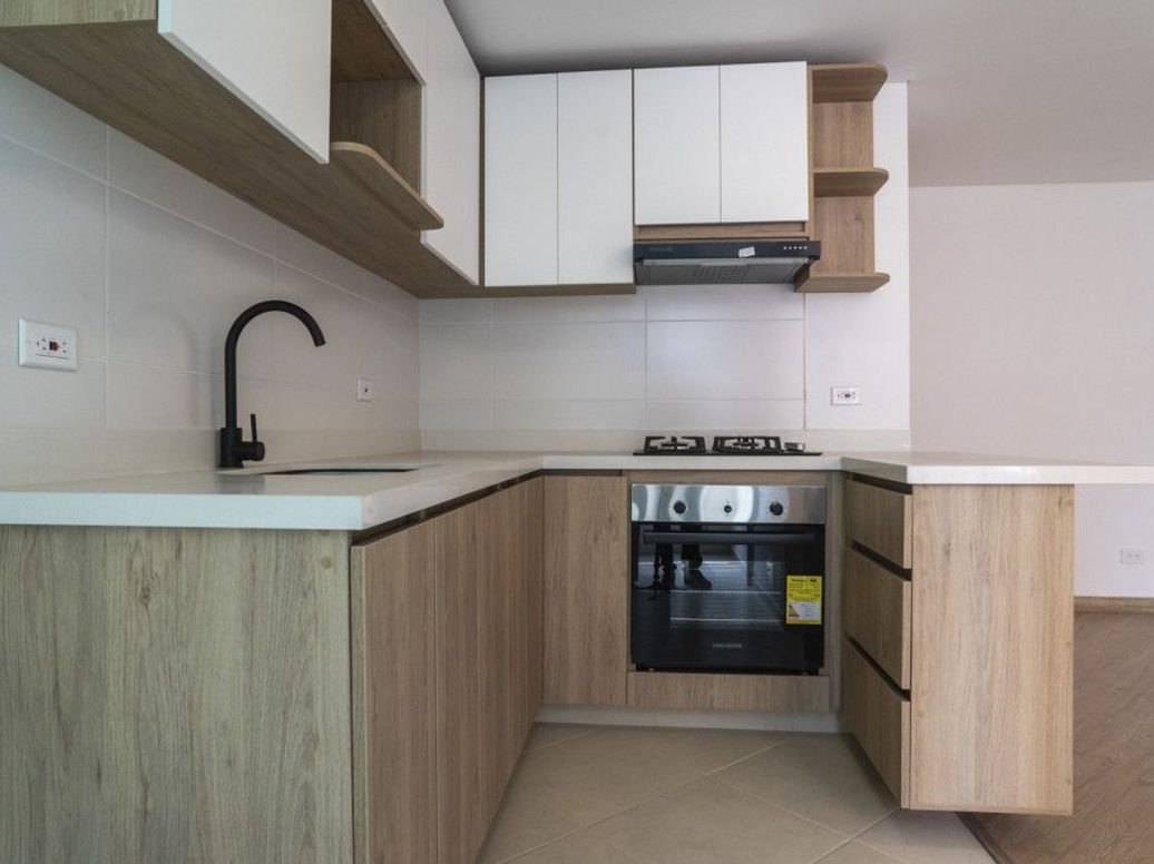 Apartamento de 3 alcobas en venta en El Batan, Bogotá, 96 m² · foto 4 de 20