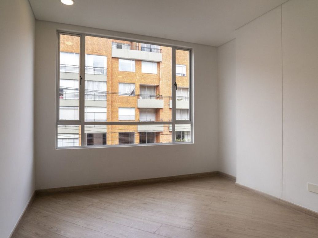 Apartamento de 3 alcobas en venta en El Batan, Bogotá, 91 m² · foto 12 de 20