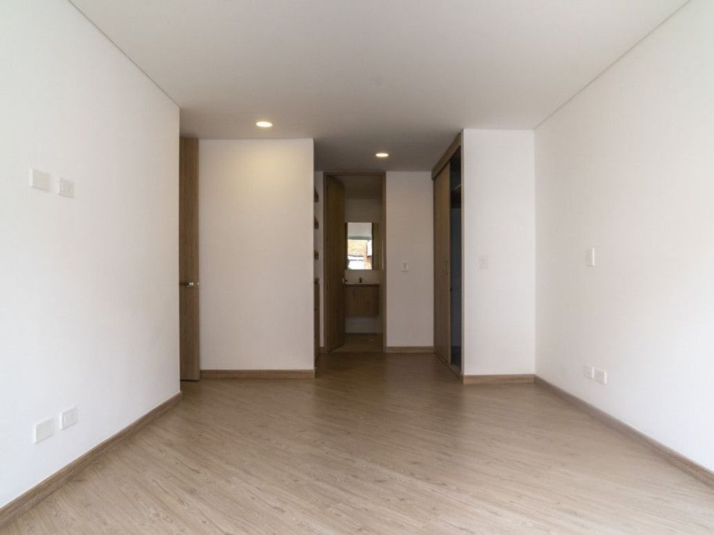 Apartamento de 3 alcobas en venta en El Batan, Bogotá, 91 m² · foto 17 de 20