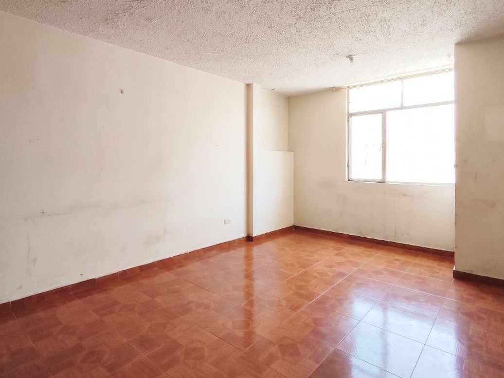 Casa de 10 alcobas en venta en Minuto De Dios, Bogotá, 300 m² · foto 12 de 20