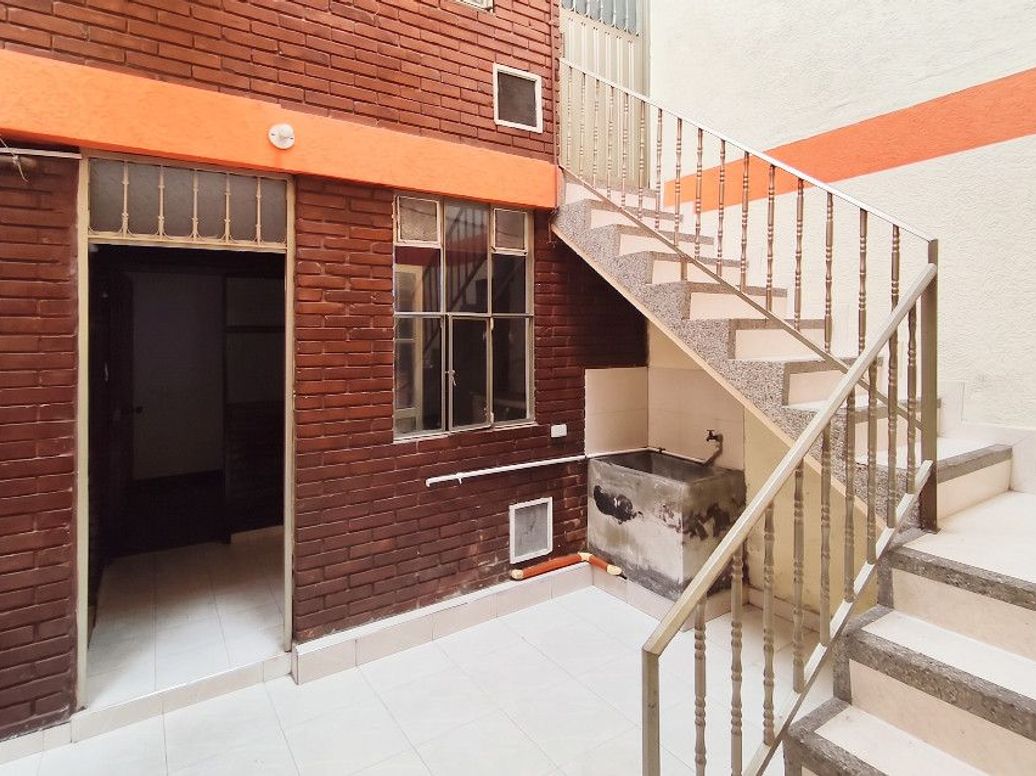 Casa de 10 alcobas en venta en Minuto De Dios, Bogotá, 300 m² · foto 9 de 20