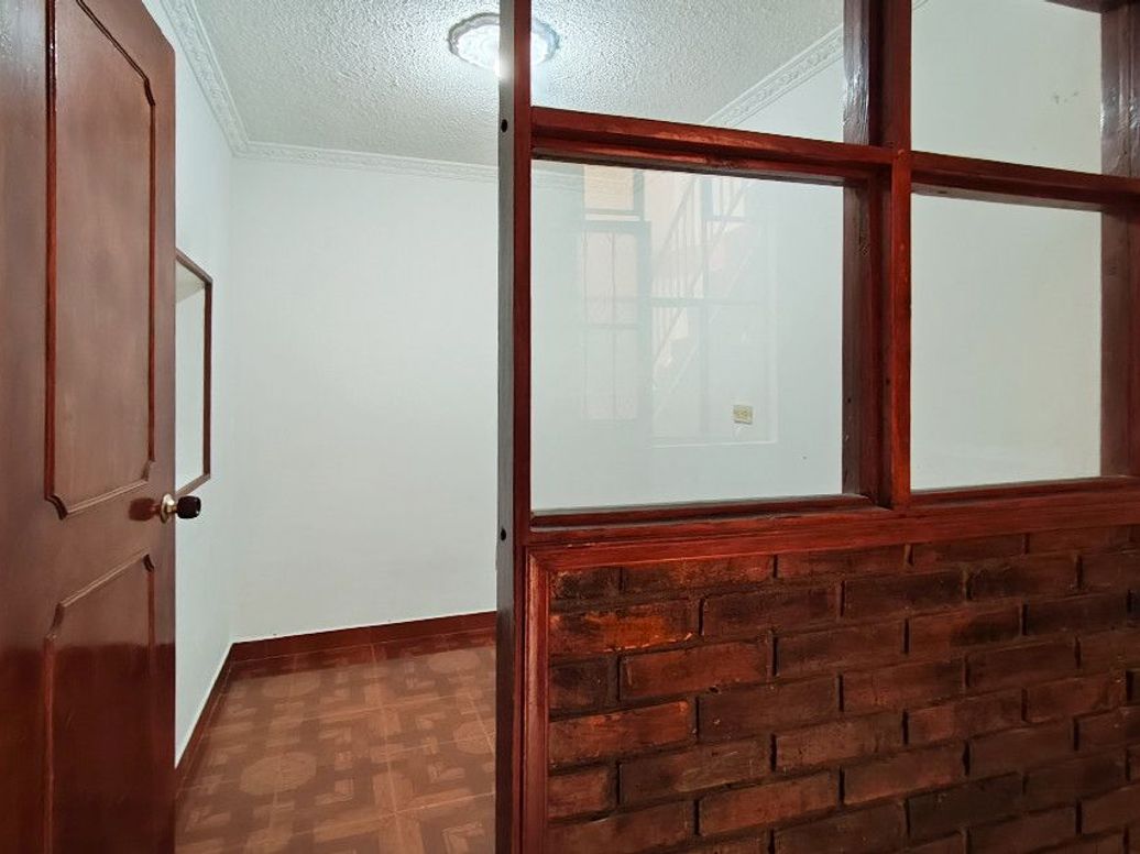 Casa de 10 alcobas en venta en Minuto De Dios, Bogotá, 300 m² · foto 5 de 20