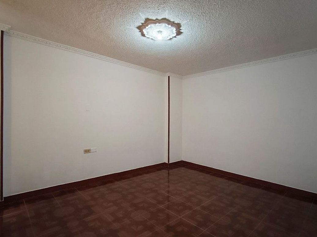 Casa de 10 alcobas en venta en Minuto De Dios, Bogotá, 300 m² · foto 6 de 20