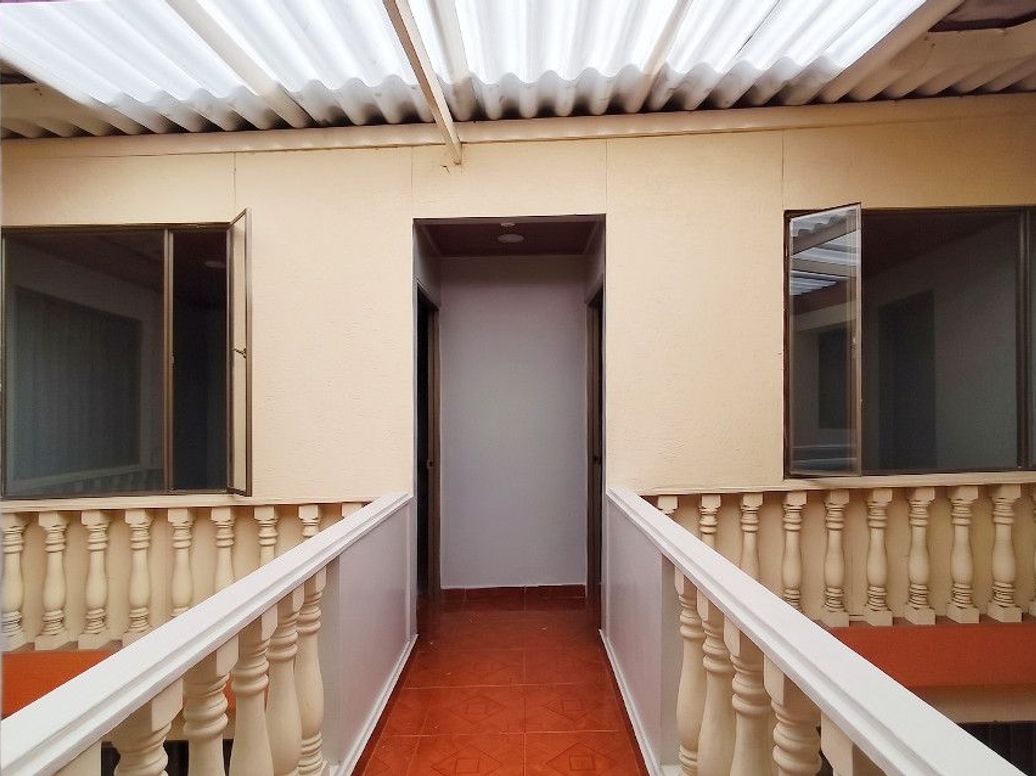 Casa de 10 alcobas en venta en Minuto De Dios, Bogotá, 300 m² · foto 16 de 20
