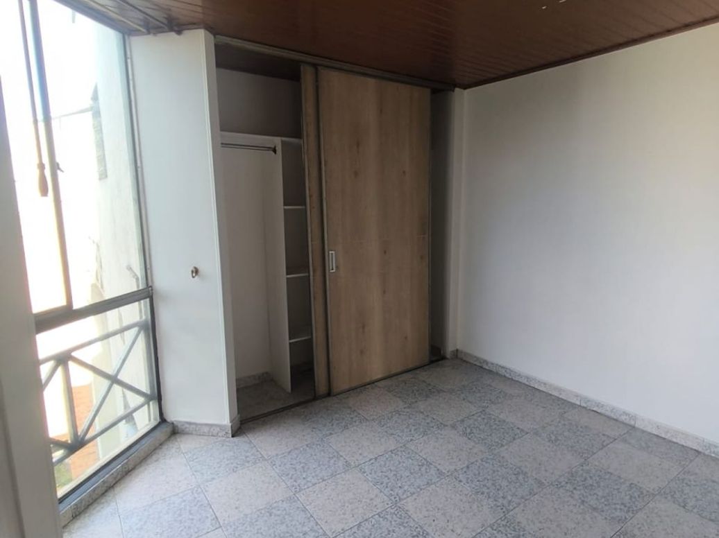 Apartamento de 3 alcobas en venta en Galan, Bogotá, 62 m² · foto 10 de 20