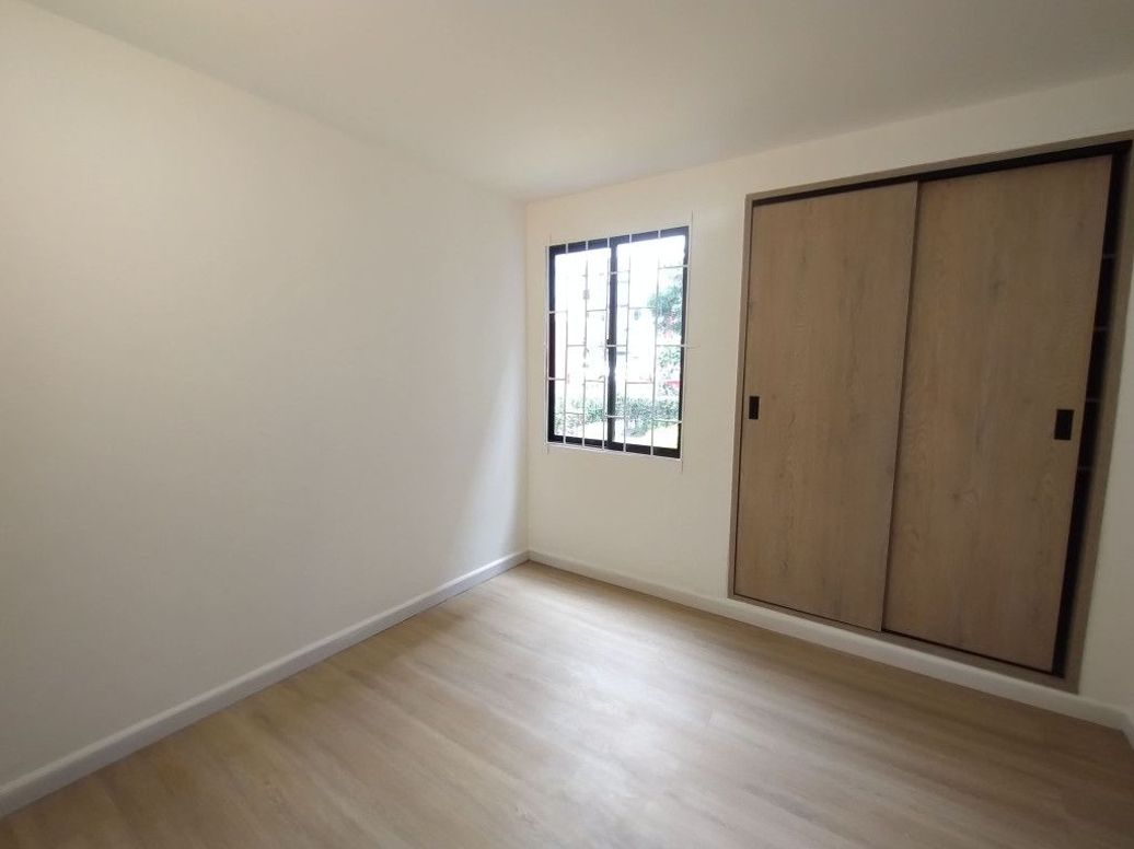 Apartamento de 3 alcobas en venta en Visión De Colombia, Bogotá, 53 m² · foto 13 de 18