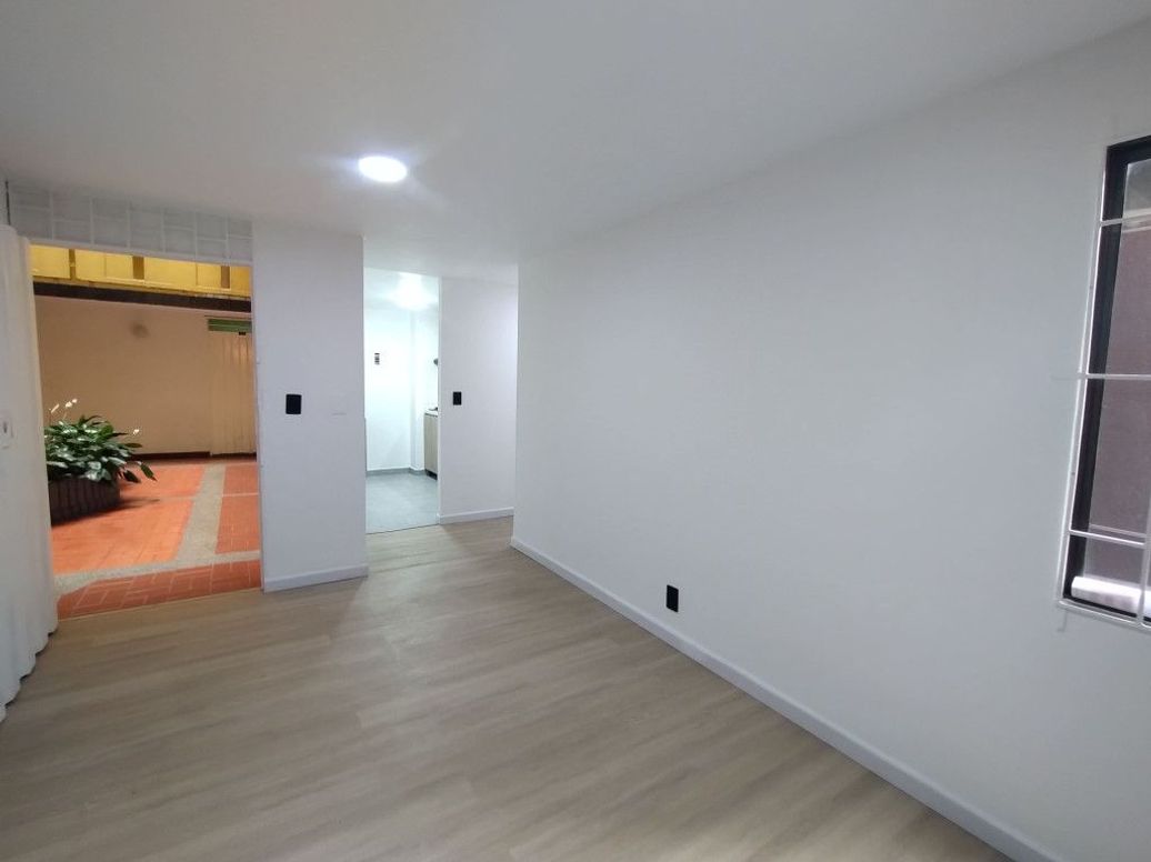 Apartamento de 3 alcobas en venta en Visión De Colombia, Bogotá, 53 m² · foto 4 de 18
