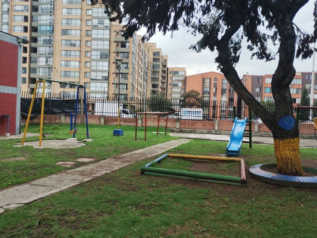 Apartamento de 3 alcobas en venta en Visión De Colombia, Bogotá, 53 m² · foto 18 de 18