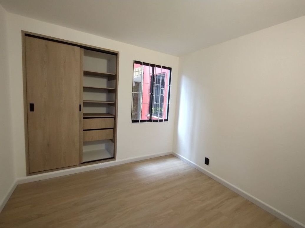 Apartamento de 3 alcobas en venta en Visión De Colombia, Bogotá, 53 m² · foto 10 de 18