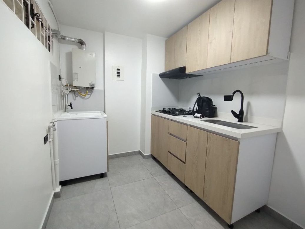 Apartamento de 3 alcobas en venta en Visión De Colombia, Bogotá, 53 m² · foto 9 de 18