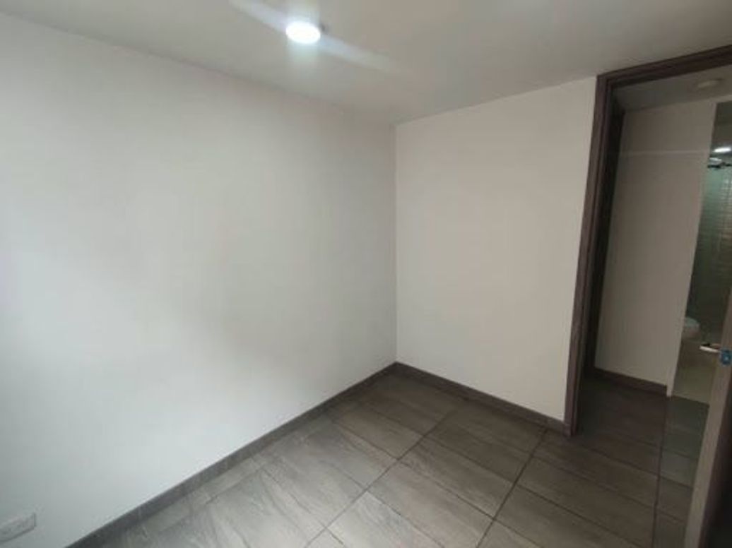 Apartamento de 2 alcobas en arriendo en Urbanización Castilla, Bogotá, 48 m² · foto 17 de 20