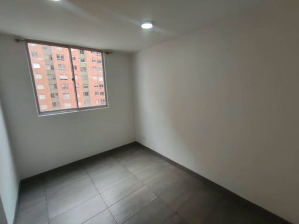 Apartamento de 2 alcobas en arriendo en Urbanización Castilla, Bogotá, 48 m² · foto 16 de 20