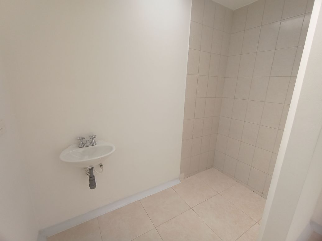 Casa de 5 alcobas en venta en Alfonso López, Bogotá, 250 m² · foto 9 de 17