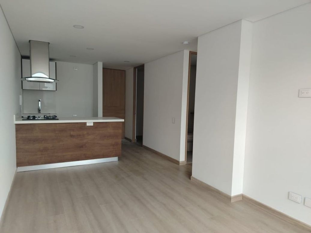 Apartaestudio en venta en Quinta Paredes, Bogotá, 44 m² · foto 7 de 18
