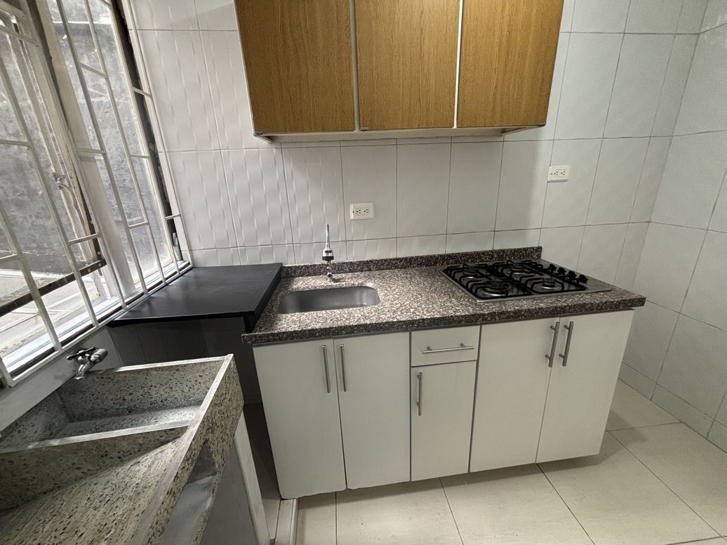 Apartaestudio en arriendo en Super Manzana 5, Bogotá, 70 m² · foto 6 de 18