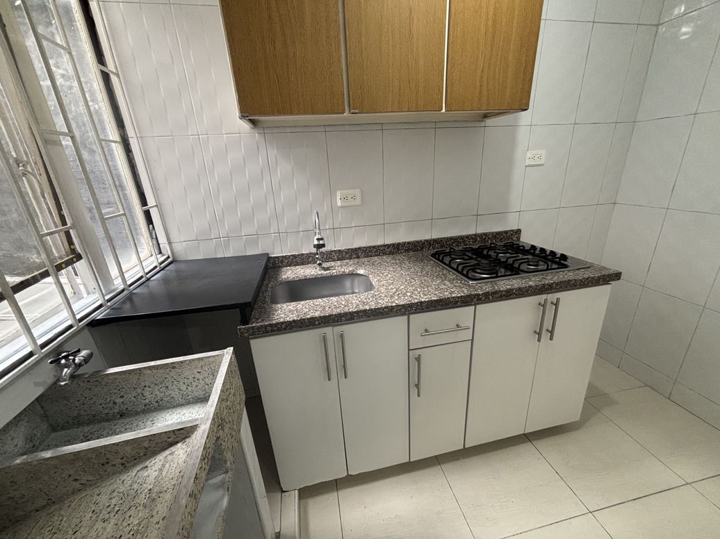 Apartaestudio en arriendo en Super Manzana 5, Bogotá, 70 m² · foto 5 de 18