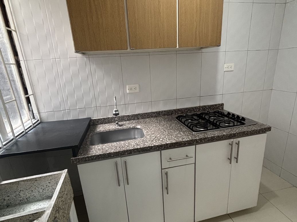 Apartaestudio en arriendo en Super Manzana 5, Bogotá, 70 m² · foto 7 de 18