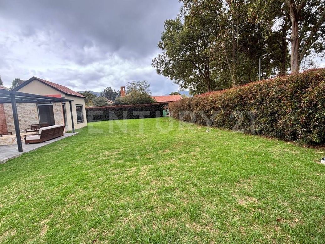 Casa de 4 alcobas en arriendo en Guaymaral, Bogotá, 410 m² · foto 16 de 16