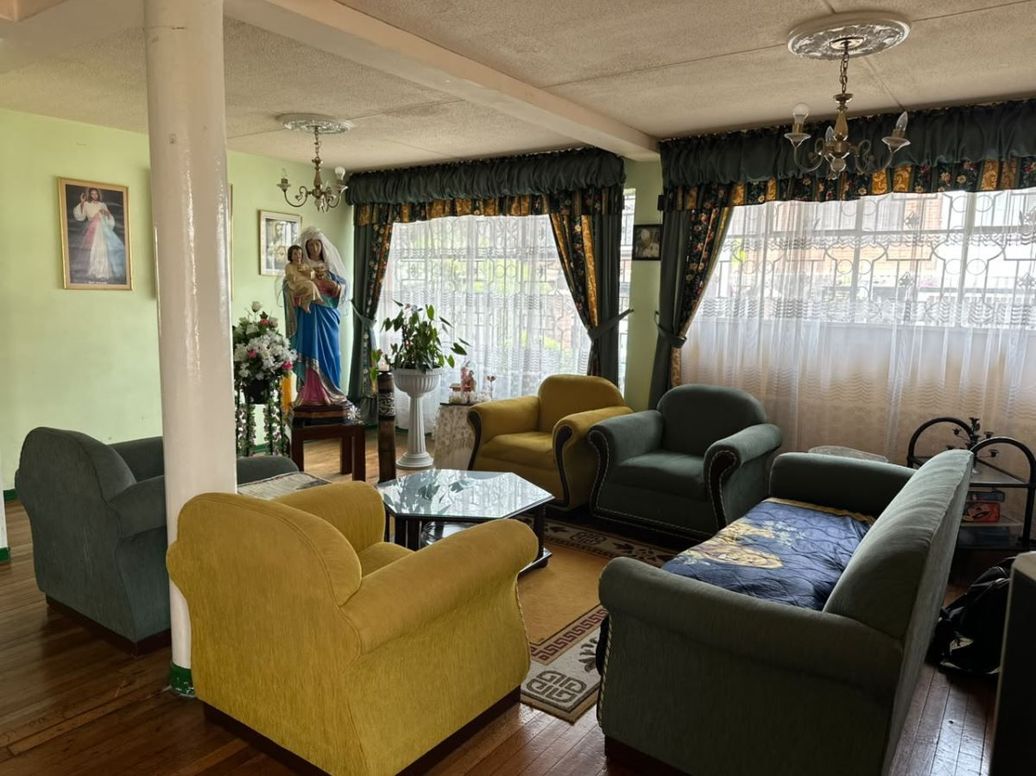 Casa de 6 alcobas en venta en José Joaquín Vargas, Bogotá, 196 m² · foto 6 de 20
