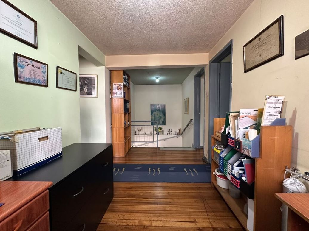 Casa de 6 alcobas en venta en José Joaquín Vargas, Bogotá, 196 m² · foto 12 de 20