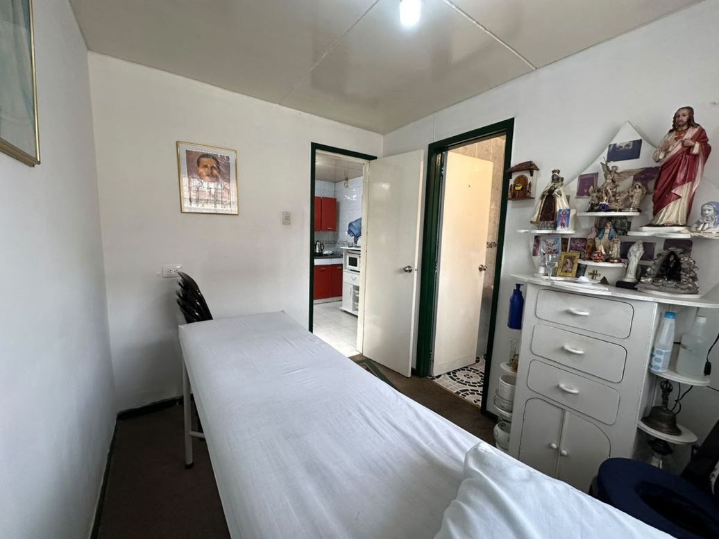 Casa de 6 alcobas en venta en José Joaquín Vargas, Bogotá, 196 m² · foto 15 de 20