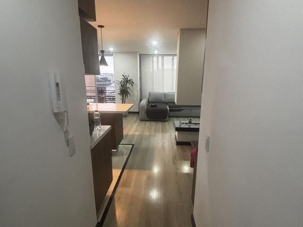 Apartamento de 1 alcoba en venta en El Batan, Bogotá, 73 m² · foto 10 de 20