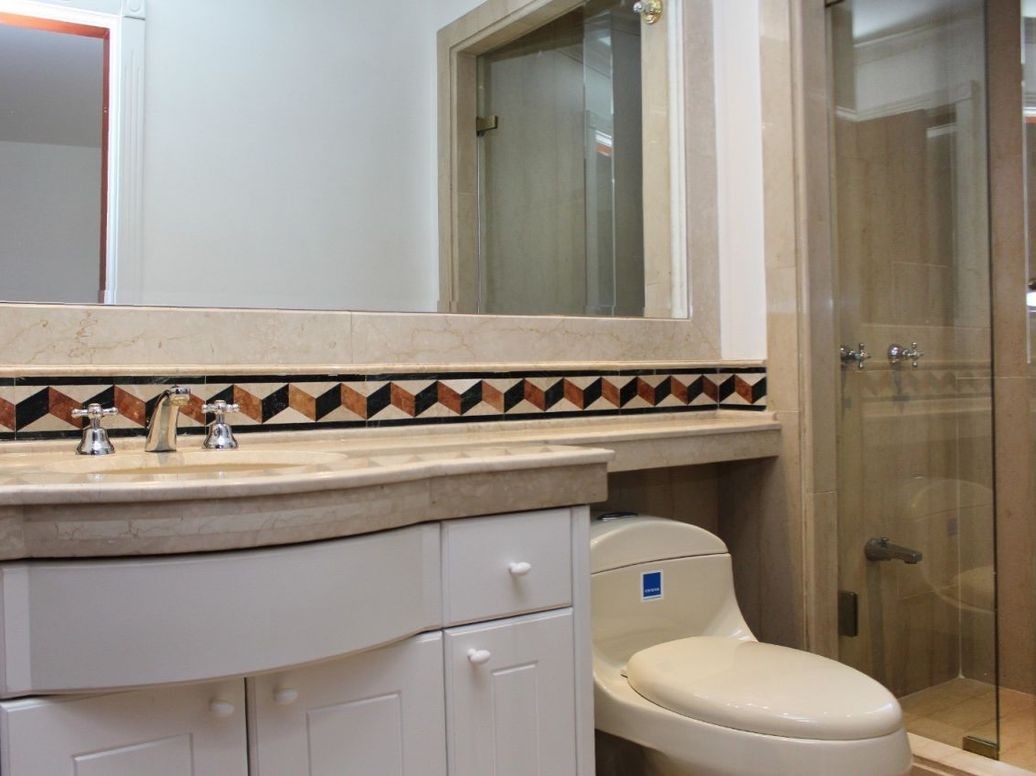 Apartamento de 3 alcobas en venta en Chicó Norte, Bogotá, 220 m² · foto 15 de 20