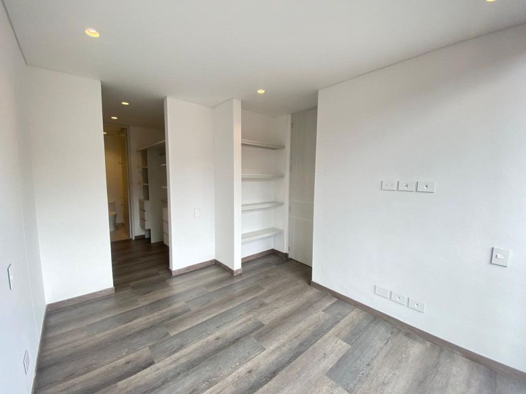 Apartamento de 2 alcobas en venta en Antiguo Country, Bogotá, 65 m² · foto 4 de 20