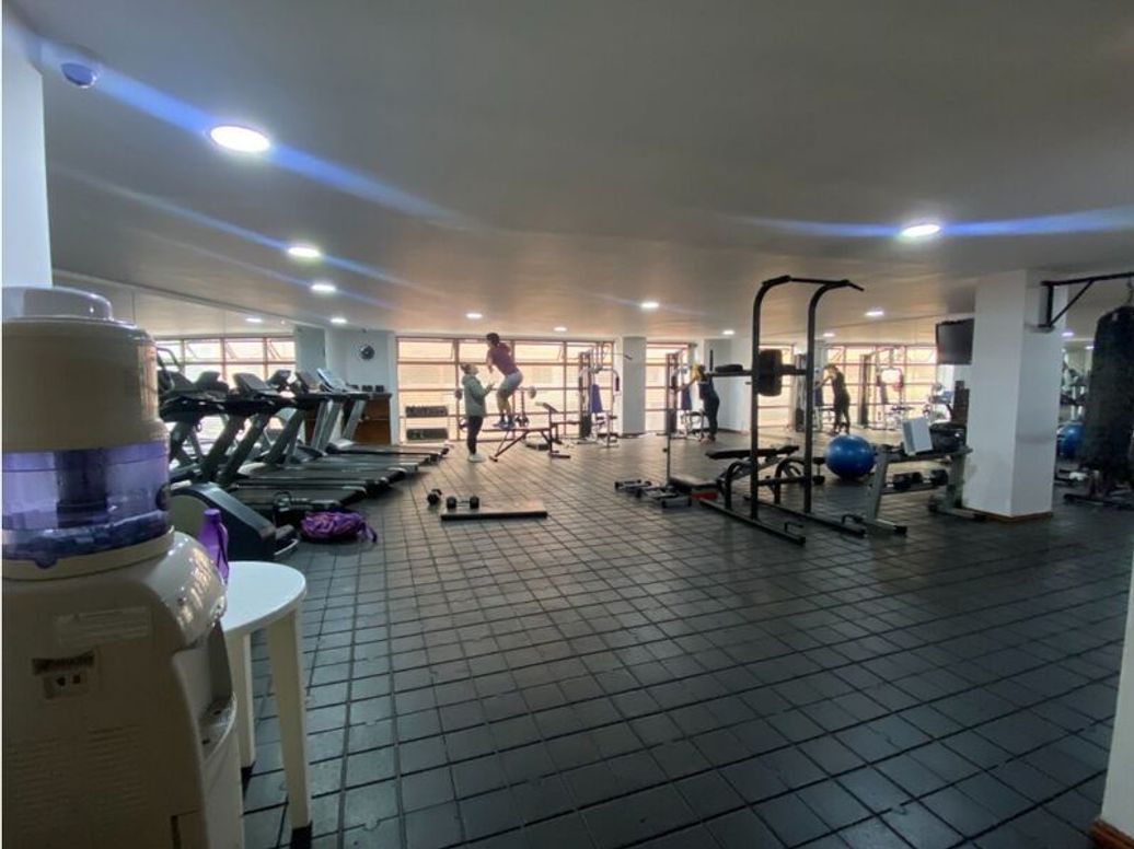 Apartamento de 3 alcobas en venta en Bella Suiza, Bogotá, 152 m² · foto 10 de 17