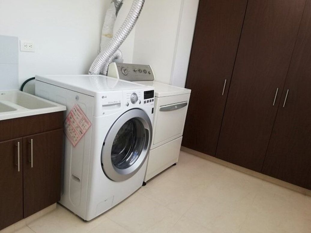Apartamento de 3 alcobas en arriendo en Conejera, Bogotá, 250 m² · foto 9 de 13