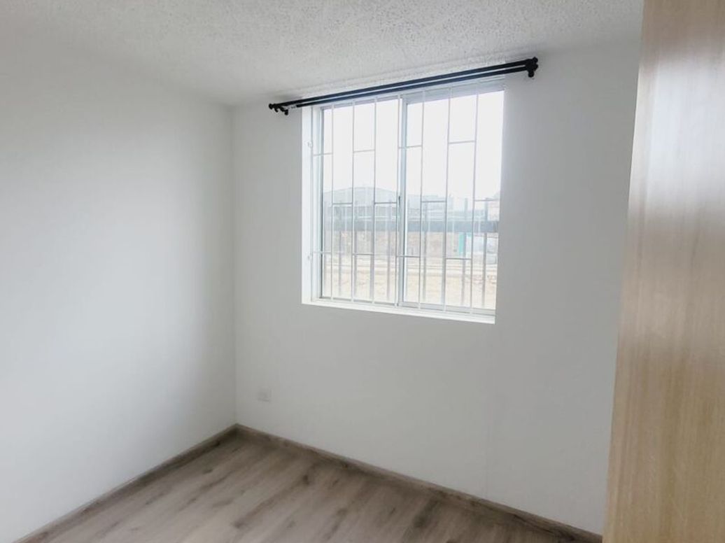 Apartamento de 2 alcobas en venta en Ismael Perdomo, Bogotá, 39 m² · foto 5 de 16
