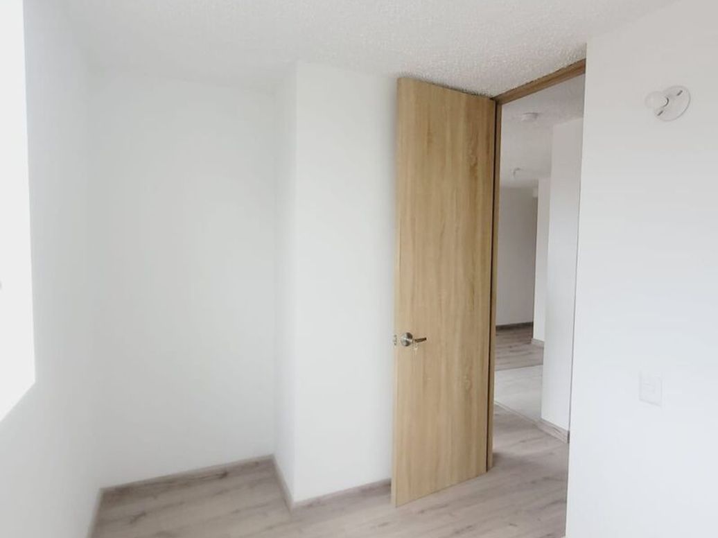 Apartamento de 2 alcobas en venta en Ismael Perdomo, Bogotá, 39 m² · foto 6 de 16