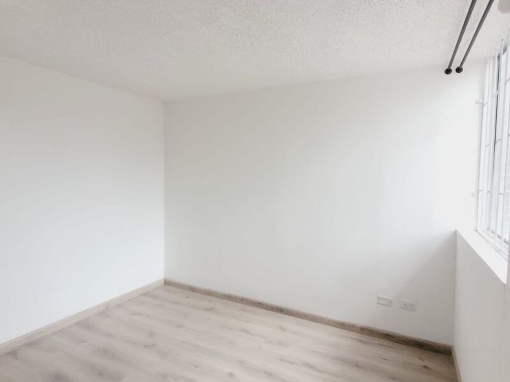 Apartamento de 2 alcobas en venta en Ismael Perdomo, Bogotá, 39 m² · foto 7 de 16
