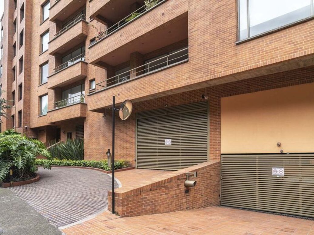 Apartamento de 1 alcoba en venta en Las Acacias, Bogotá, 80 m² · foto 2 de 20