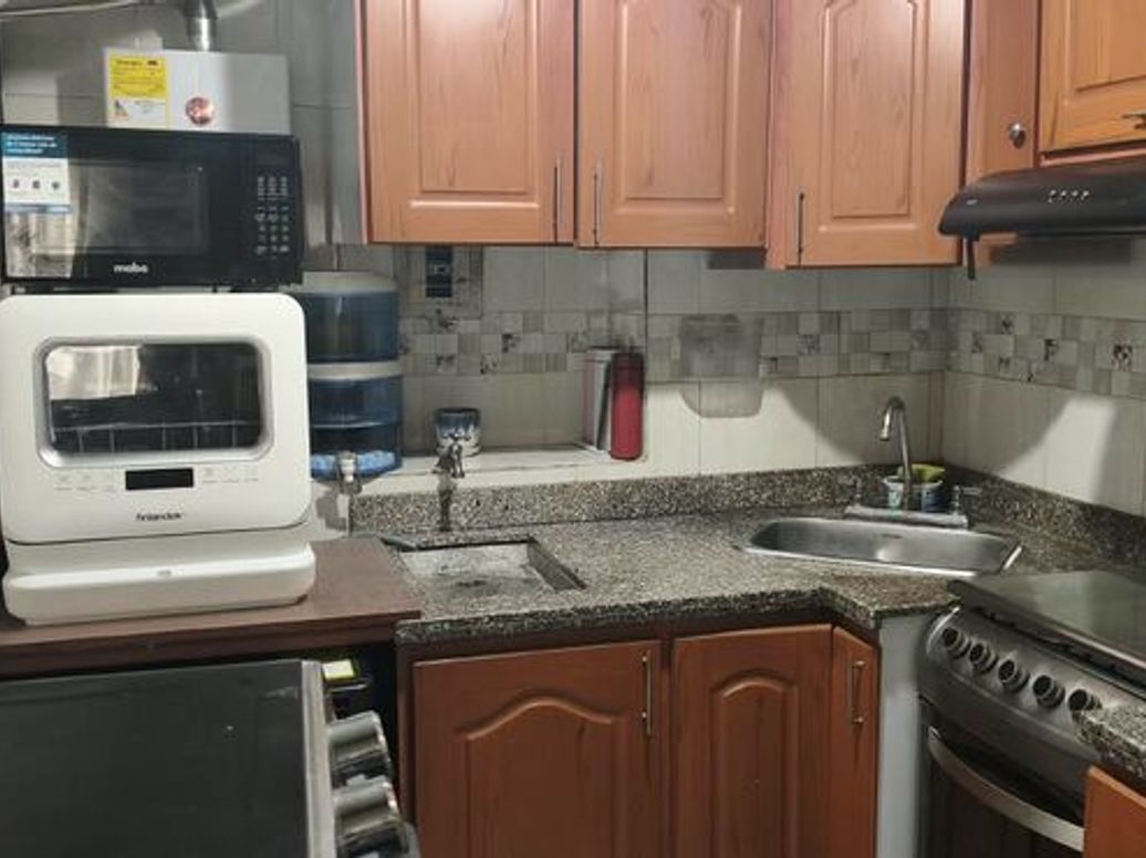 Apartamento de 3 alcobas en venta en Ub. Castilla Real, Bogotá, 53 m² · foto 4 de 20