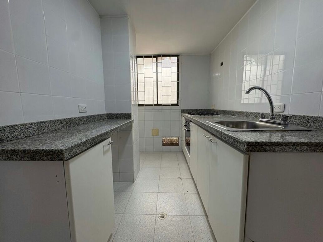 Apartamento de 3 alcobas en venta en El Contador, Bogotá, 126 m² · foto 5 de 20