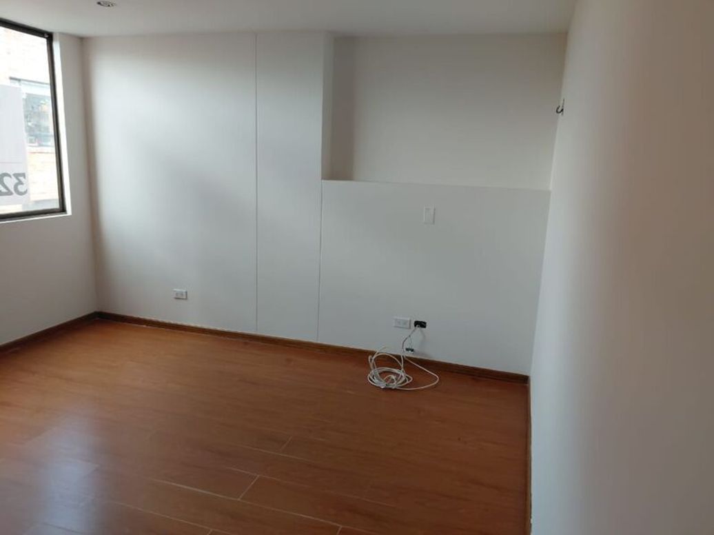 Apartamento de 3 alcobas en venta en Bella Suiza, Bogotá, 231 m² · foto 16 de 20