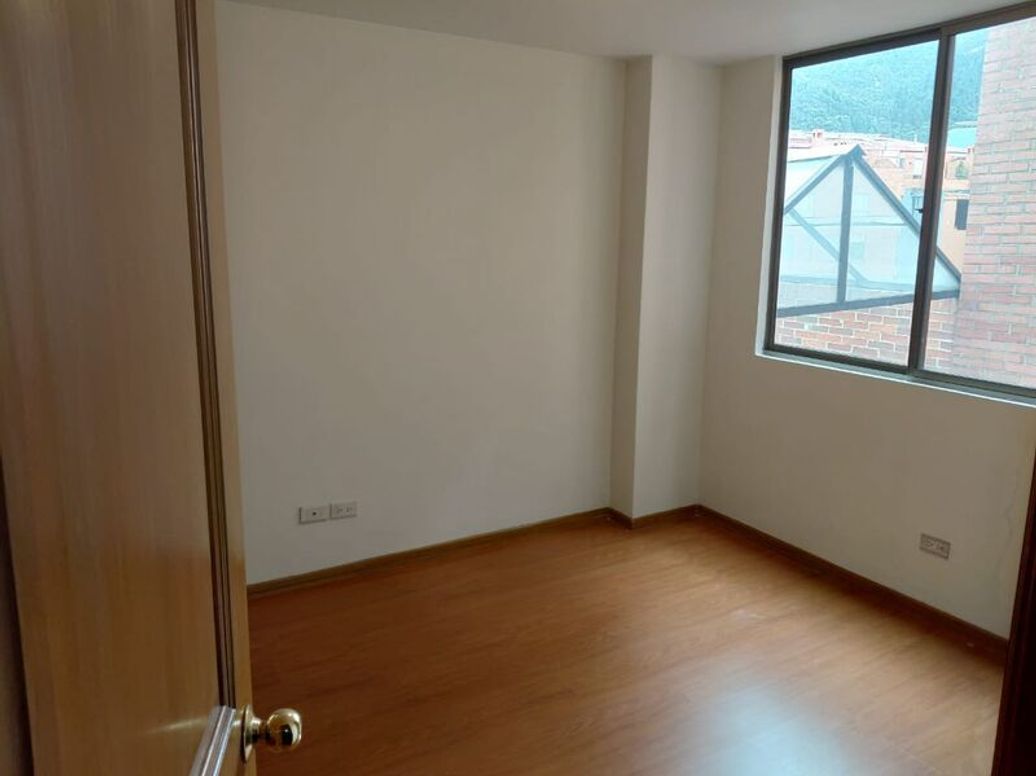 Apartamento de 3 alcobas en venta en Bella Suiza, Bogotá, 231 m² · foto 20 de 20