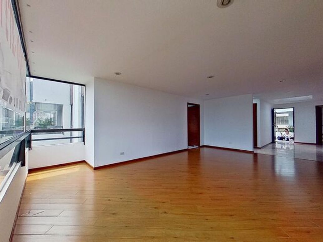 Apartamento de 3 alcobas en venta en Pelodo Del Contry, Bogotá, 273 m² · foto 3 de 20