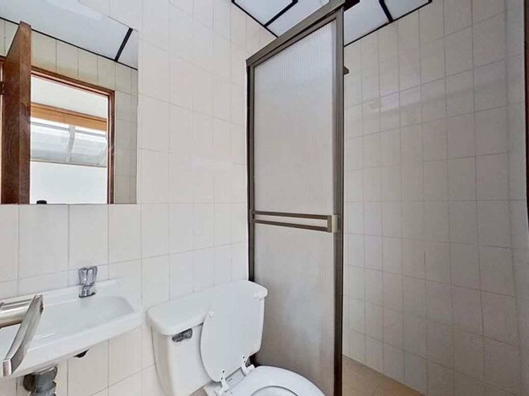 Apartamento de 3 alcobas en venta en Pelodo Del Contry, Bogotá, 273 m² · foto 17 de 20